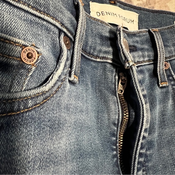 THE DENIM FORUM MID RISE SKINNY CROP JEANS MEDIUM BLUE WASH FROM ARITZIA WOMENS - Picture 4 of 14